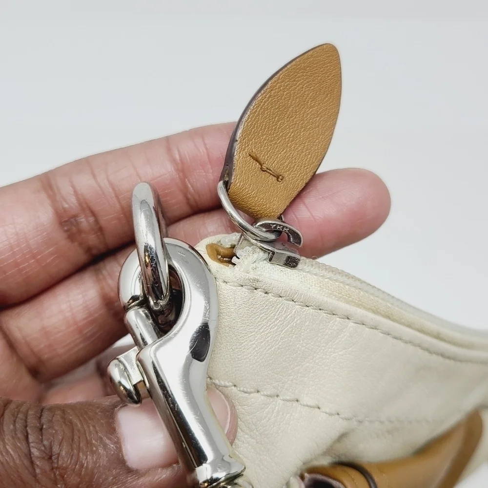 Coach | Classic Retro Cream & Brown Crossbody Bag